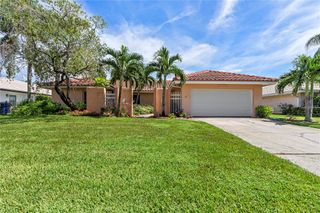 2044 MONTANA AVENUE NE, St Petersburg, FL 33703