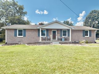 457 Cedarcliff Rd, Antioch, TN 37013