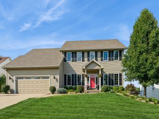 5531 Beechtree Drive, West Des Moines, IA 50266
