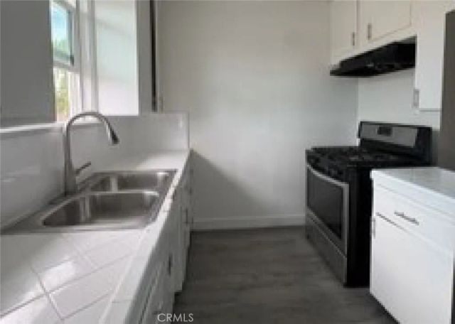 5654 Kester Avenue 3, Van Nuys, CA 91411