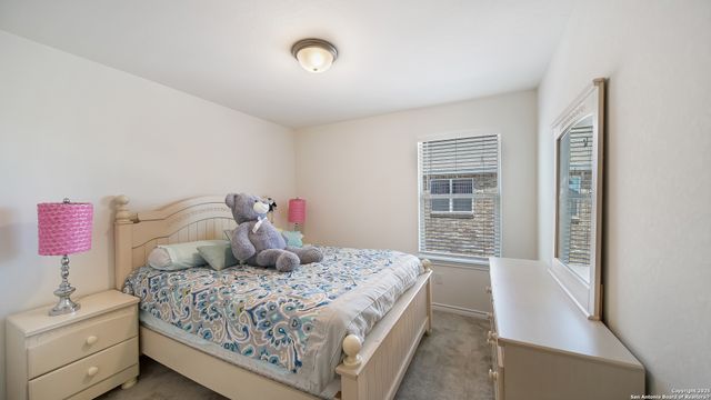 350 Colonial, Universal City, TX 78148