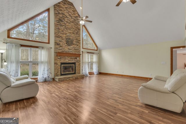 130 Brooklet Way, Brooks, GA 30205