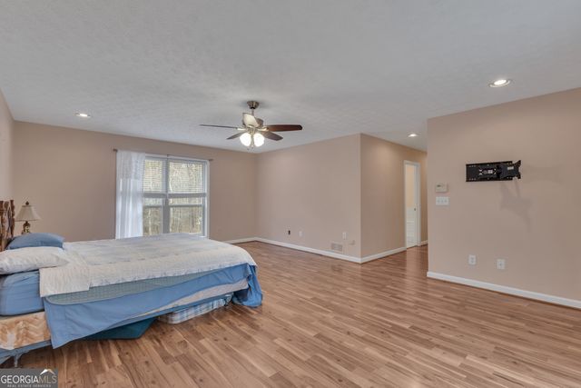 130 Brooklet Way, Brooks, GA 30205