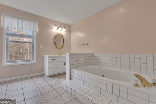 130 Brooklet Way, Brooks, GA 30205