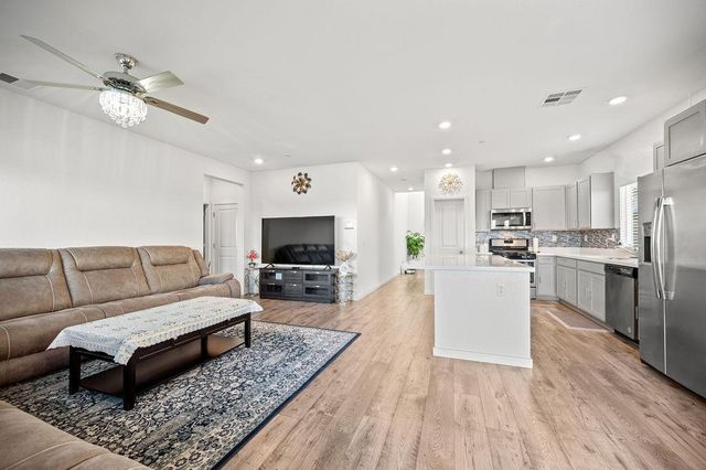 6837 Oakum Way, Stockton, CA 95219