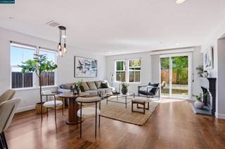 527 Falling Star Dr, Martinez, CA 94553