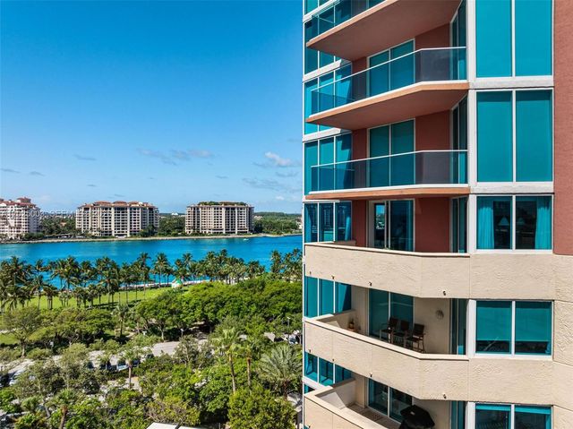 300 S Pointe Dr 1001, Miami Beach, FL 33139
