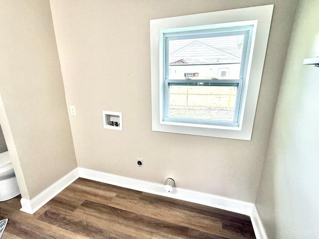 3337 Crestview Avenue, Clearcreek Twp., OH 45036