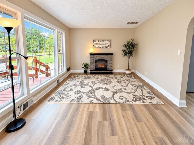 3337 Crestview Avenue, Clearcreek Twp., OH 45036