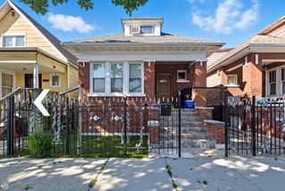5820 S Washtenaw Avenue, Chicago, IL 60629