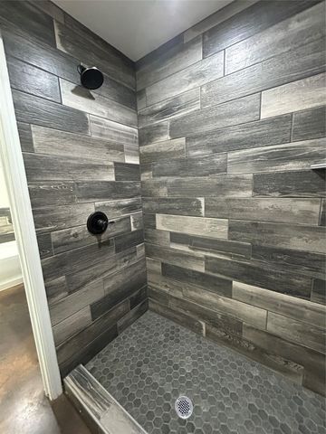 1047 Fieldstone DR, Lampasas, TX 76550