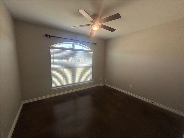 1047 Fieldstone DR, Lampasas, TX 76550