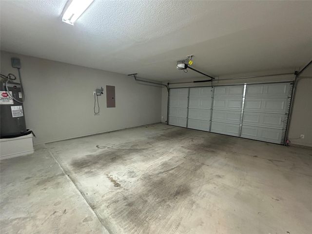 1047 Fieldstone DR, Lampasas, TX 76550