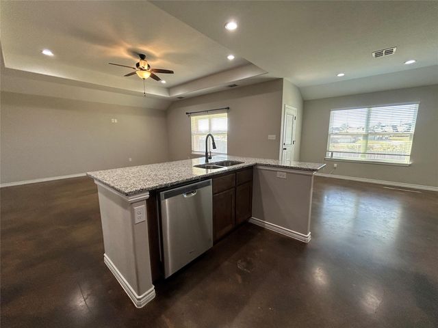 1047 Fieldstone DR, Lampasas, TX 76550