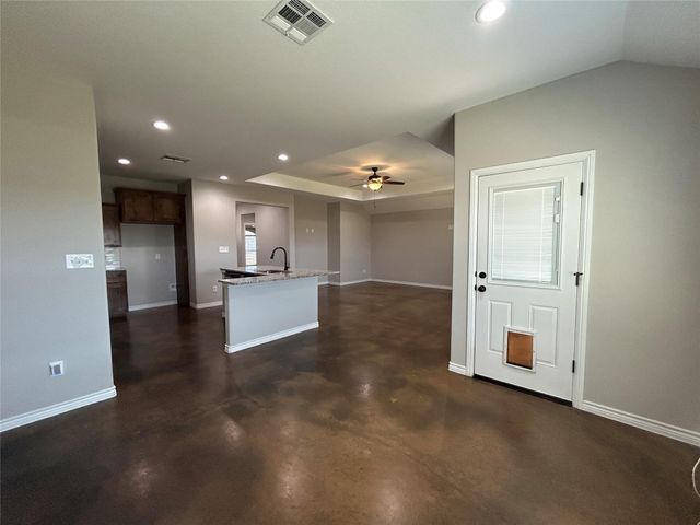 1047 Fieldstone DR, Lampasas, TX 76550