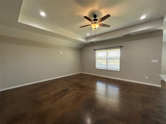 1047 Fieldstone DR, Lampasas, TX 76550