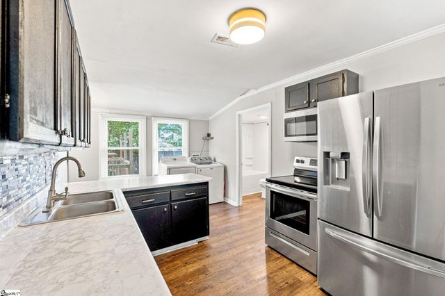 203 Hammett Street Extension, Greenville, SC 29609