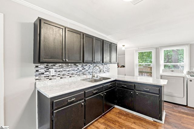 203 Hammett Street Extension, Greenville, SC 29609