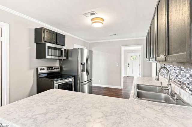 203 Hammett Street Extension, Greenville, SC 29609