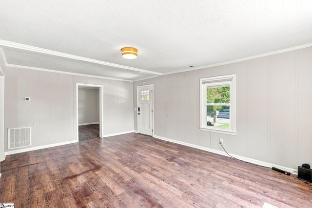 203 Hammett Street Extension, Greenville, SC 29609