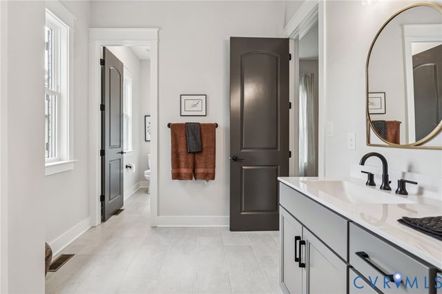 001 Winding Acres Ln, New Kent, VA 23124