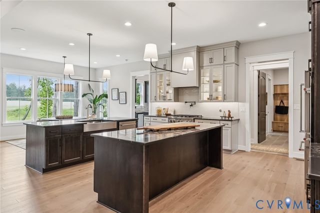 001 Winding Acres Ln, New Kent, VA 23124