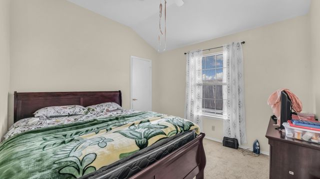 817 Cornfield Drive, Arlington, TX 76017