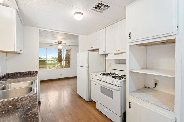 32220 San Miguelito Drive, Thousand Palms, CA 92276