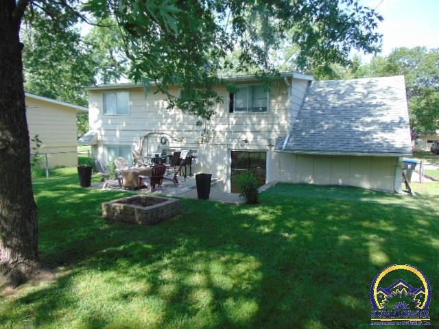 3501 SW Oakley AVE, Topeka, KS 66614