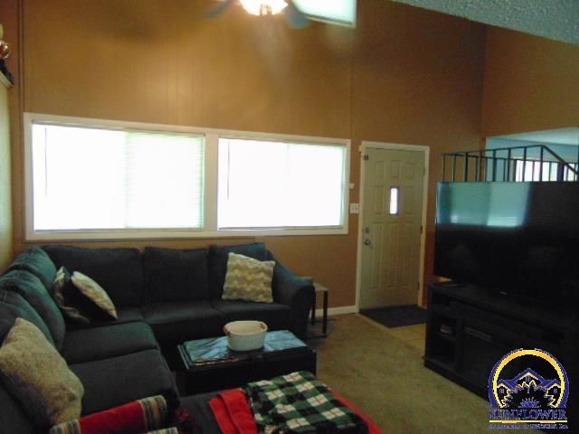 3501 SW Oakley AVE, Topeka, KS 66614
