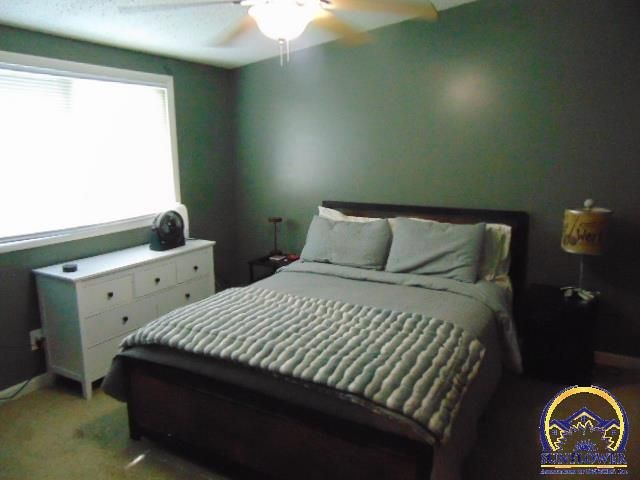 3501 SW Oakley AVE, Topeka, KS 66614