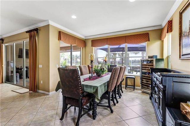 8650 Palermo CT, Naples, FL 34114