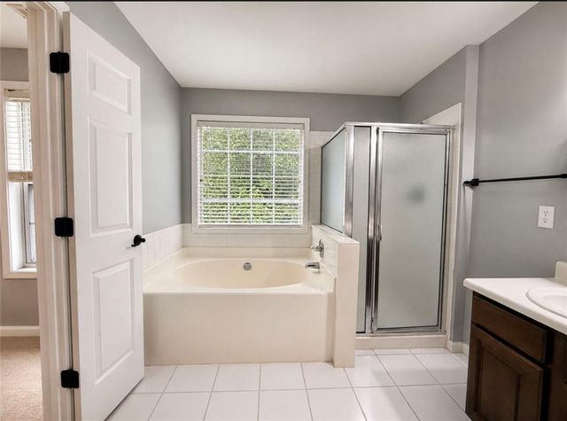 2162 Fall Creek Landing, Loganville, GA 30052