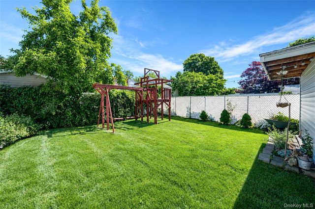 240-11 88th Avenue, Bellerose, NY 11426