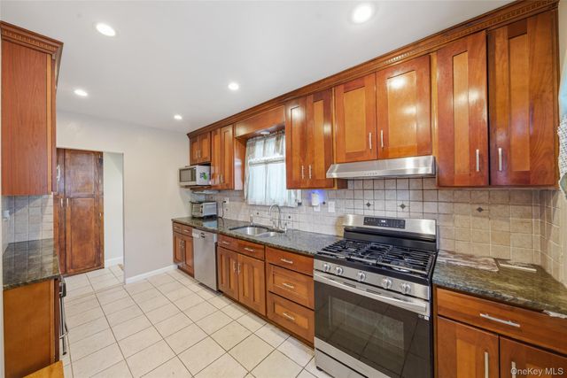 240-11 88th Avenue, Bellerose, NY 11426