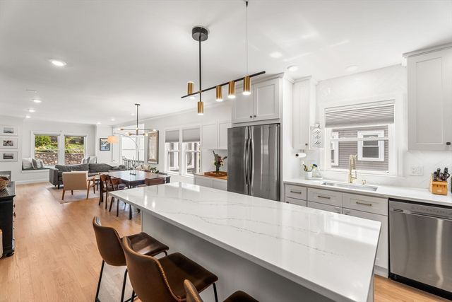 172 Orchard St. 172, Watertown, MA 02472