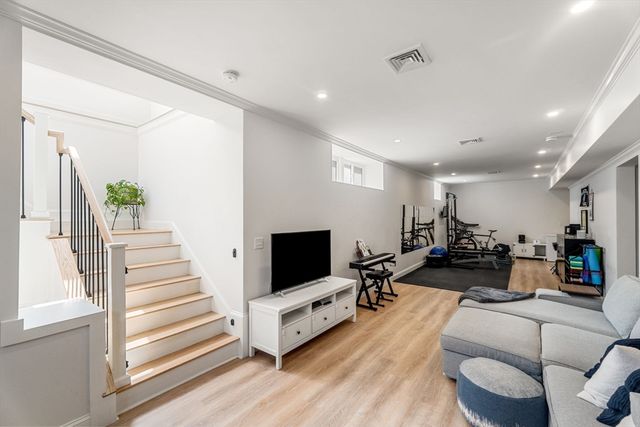 172 Orchard St. 172, Watertown, MA 02472