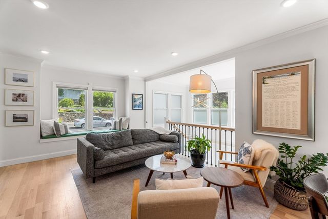 172 Orchard St. 172, Watertown, MA 02472