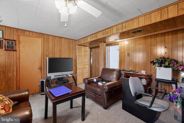 120 W MILL AVE, Capitol Heights, MD 20743