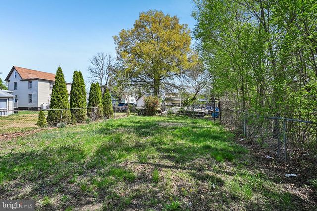 1311 SPRUCE ST, Paulsboro, NJ 08066