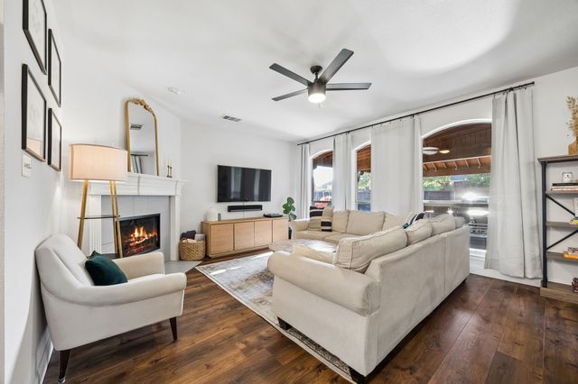 8801 Beartooth Drive, Frisco, TX 75036