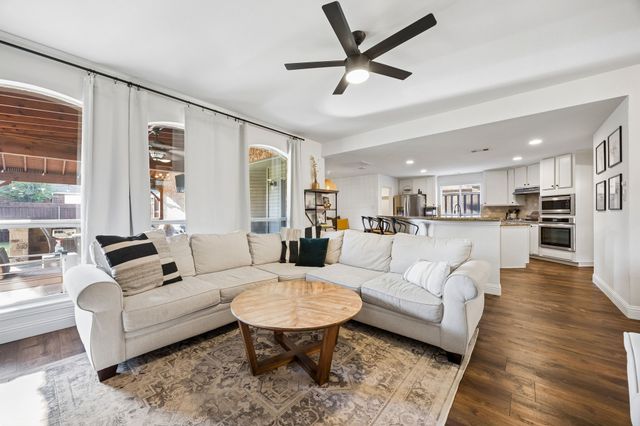 8801 Beartooth Drive, Frisco, TX 75036