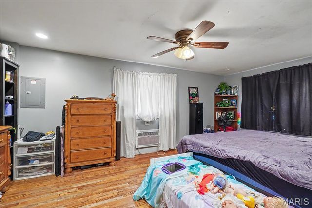 101 Sunset Drive, Hazelwood, MO 63042