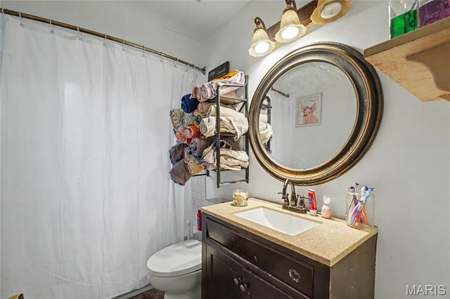 101 Sunset Drive, Hazelwood, MO 63042