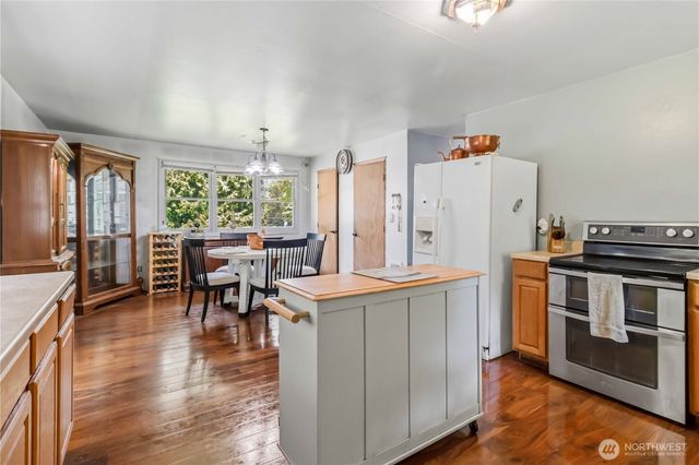 16204 SE 116th Street, Renton, WA 98059