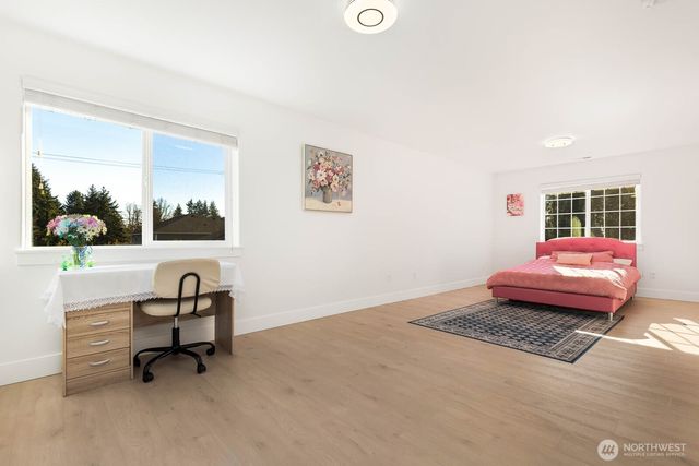 17505 38th Ave Ct E, Tacoma, WA 98446