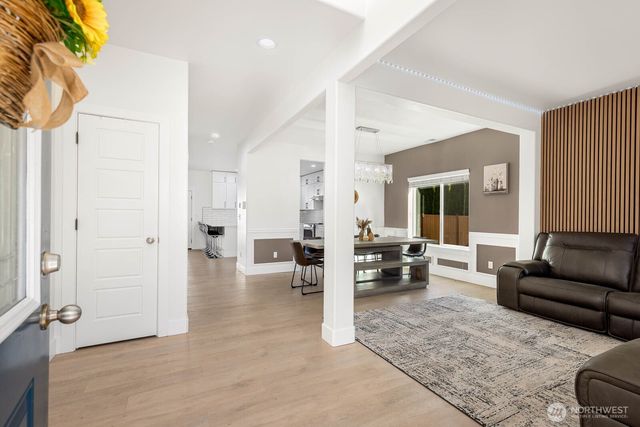 17505 38th Ave Ct E, Tacoma, WA 98446