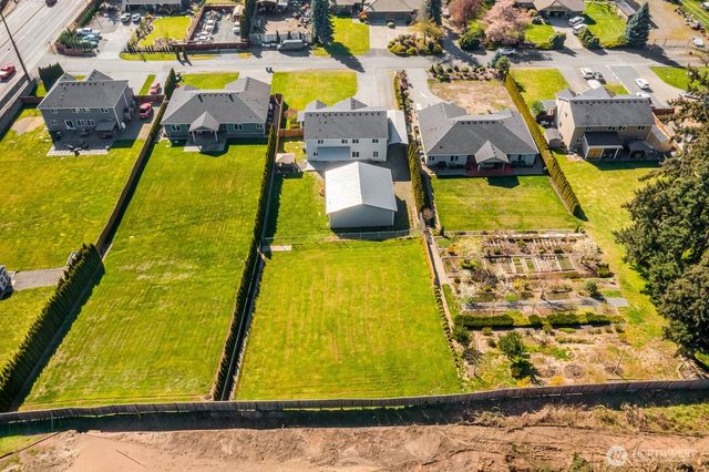 17505 38th Ave Ct E, Tacoma, WA 98446