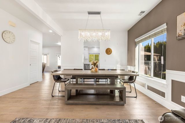 17505 38th Ave Ct E, Tacoma, WA 98446