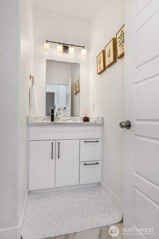 17505 38th Ave Ct E, Tacoma, WA 98446